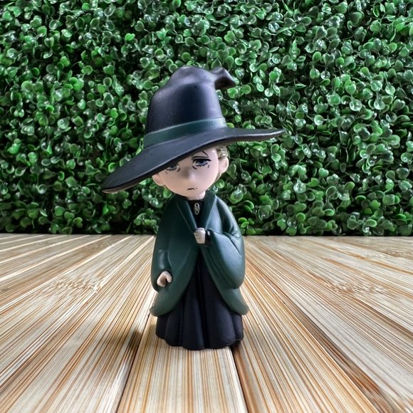 Pop Mart Harry Potter Magic Series Mini Figure Professor Mcgonagall 2" - Picture 2 of 8